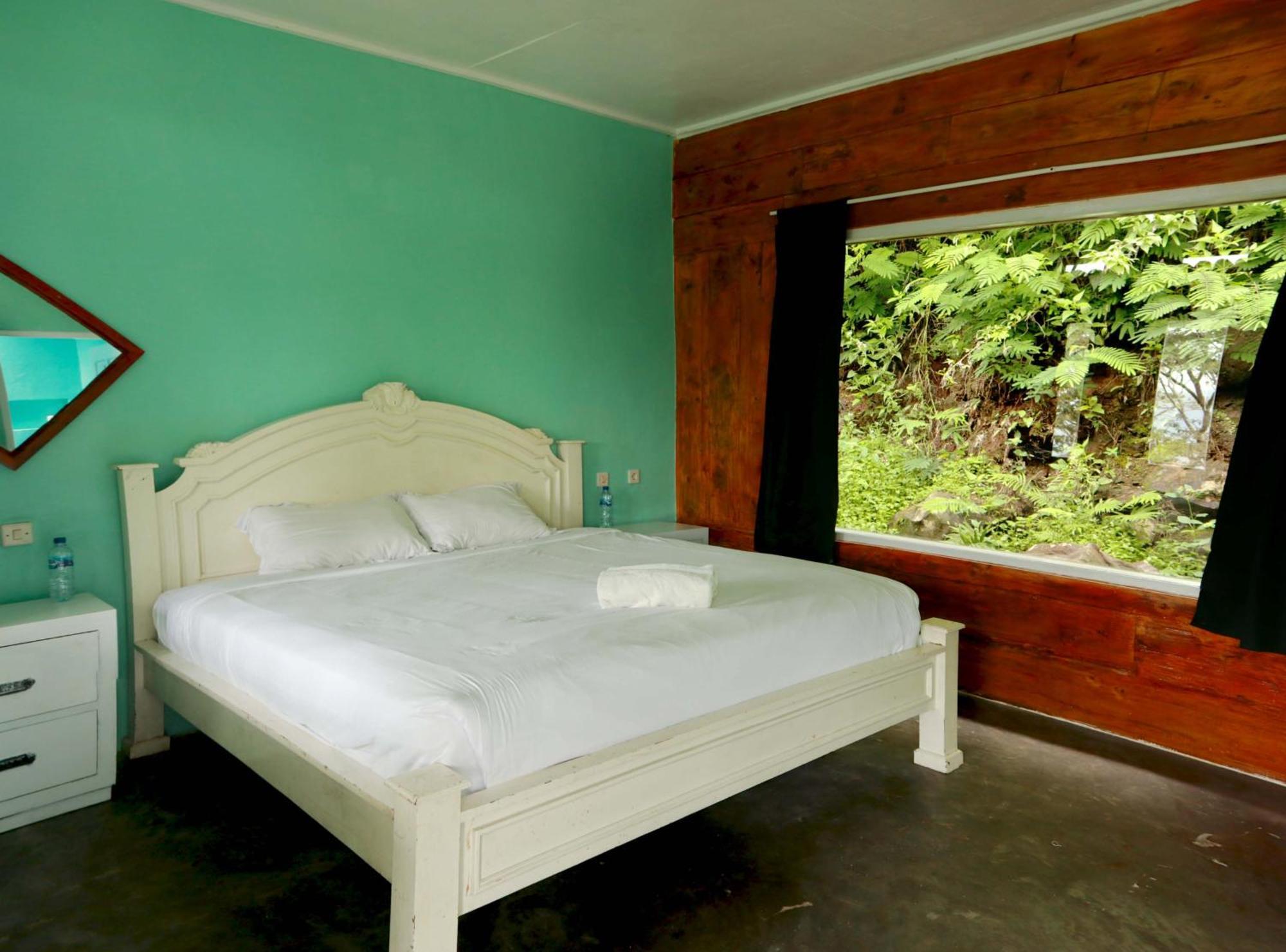 Manulalu B&B Bajawa Buitenkant foto