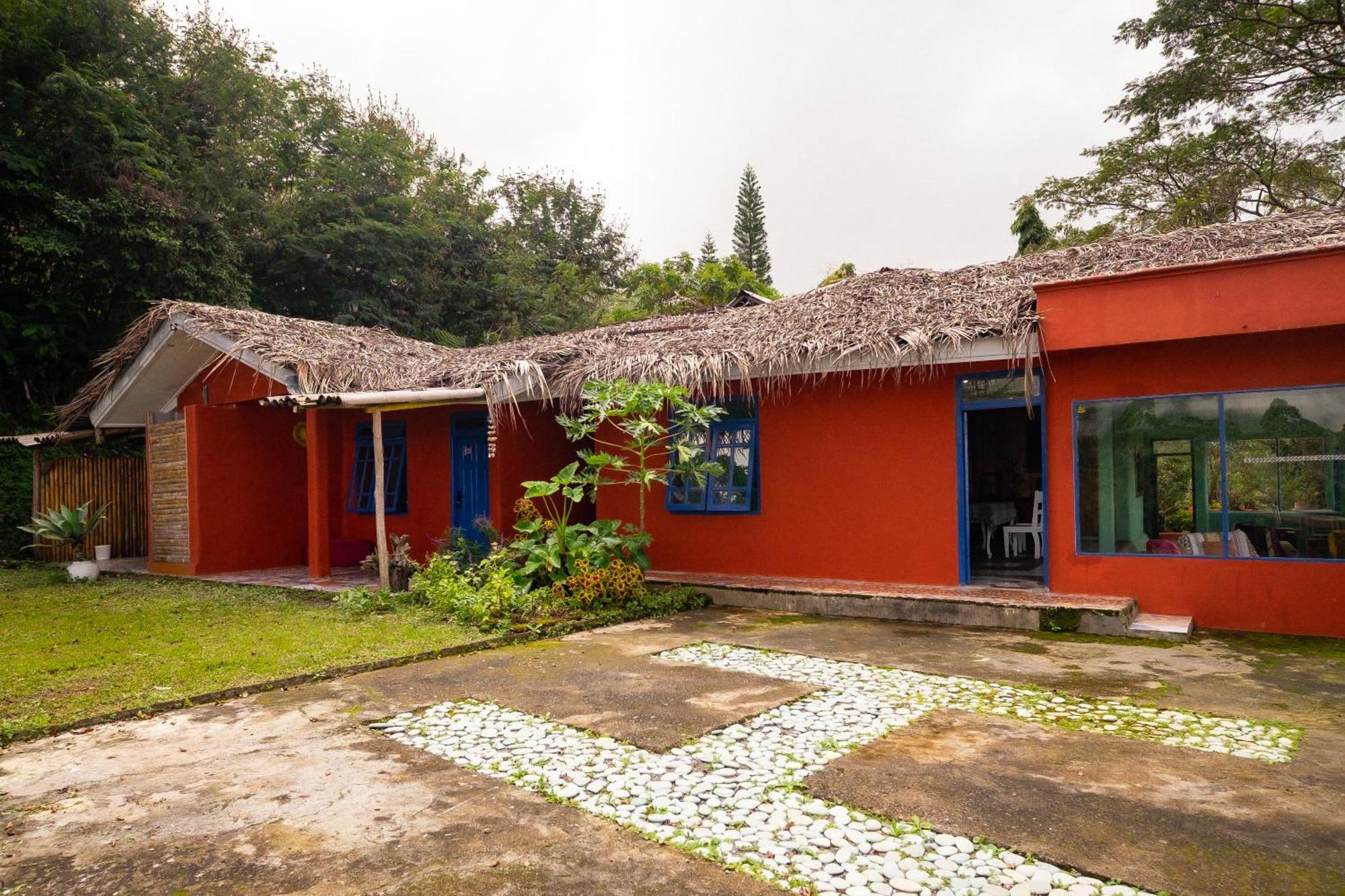 Manulalu B&B Bajawa Buitenkant foto