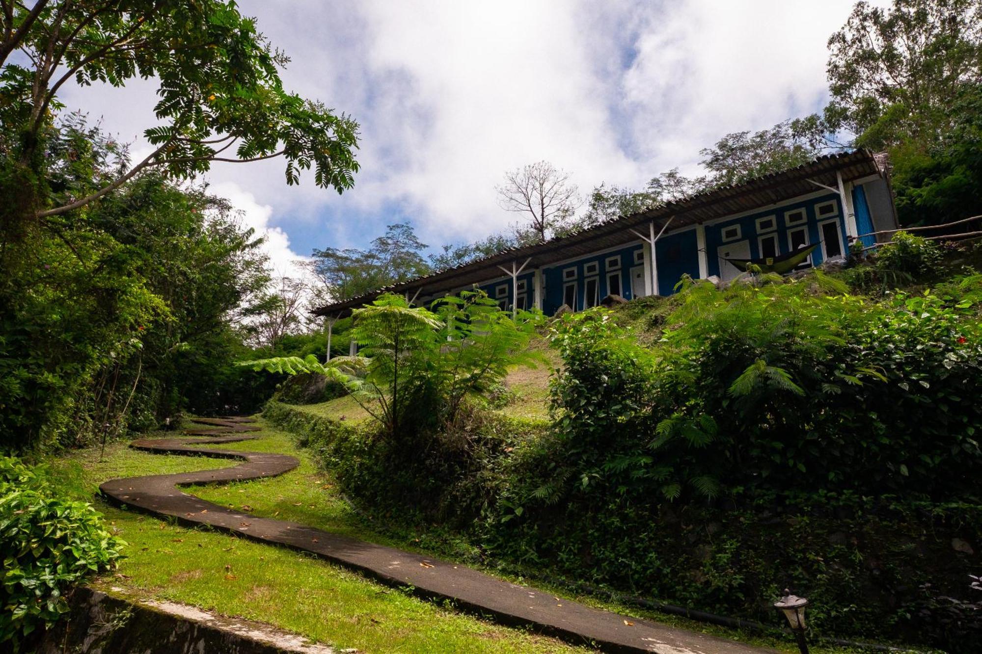 Manulalu B&B Bajawa Buitenkant foto
